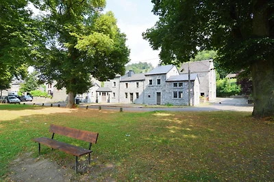 Lussuoso cottage ad Hamoir vicino al fiume