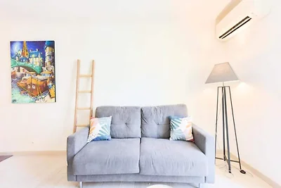 2-Zimmer-Apartment im Herzen von Cannes, 100...