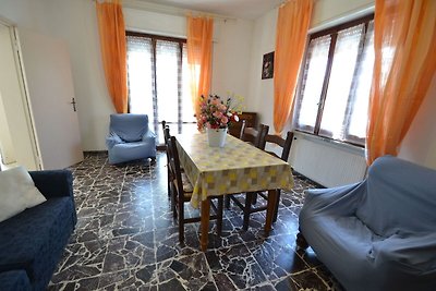Geräumige Villa in Marina di Massa mit...
