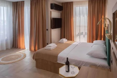 Sunday Hotel Dobra Voda – Standard-Studio