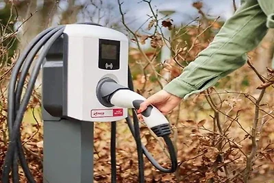 Strandlodge mit Seeblick in Ravels