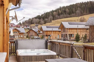 Schönes Chalet mit Whirlpool
