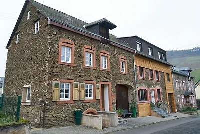 Winzerhaus Wehlener Sonnenuhr