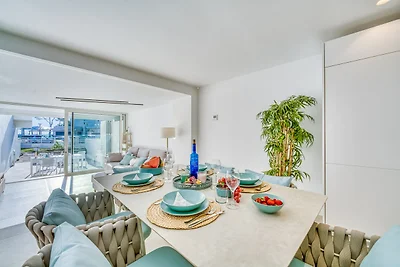 Erdgeschosswohnung mit Terrasse