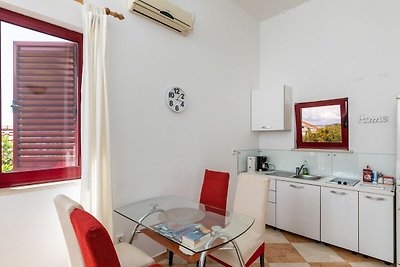 Apartments Franka - One Bedroom Apartment wit...