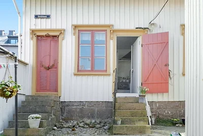 6 persone case ad LYSEKIL