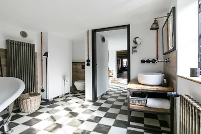 Luxuriöses Ferienhaus Room No. 35