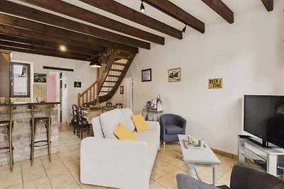 Ferienwohnung in Erquy in der Nähe des rosa...