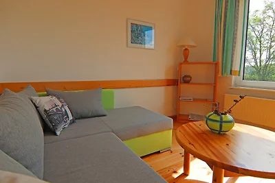 Vakantiehuis met groot terras aan het water