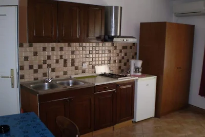 Apartments Tina - Studio Apartment with...