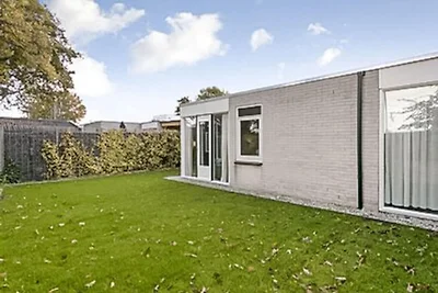 Holiday house in Ouddorp with 3 bedrooms