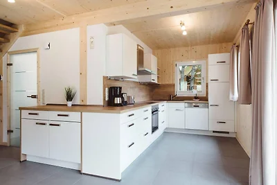 Schönes Chalet mit Whirlpool