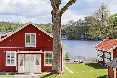 14 Personen Ferienhaus in Unnaryd-By Traum