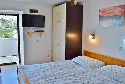 Apartments Jug - Comfort Studio Apartment wit...