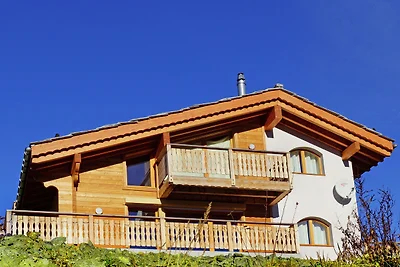 Chalet in Hיrיmence mit Terrasse