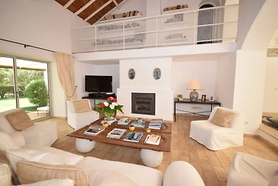 Schönes Ferienhaus in Odiáxere mit privatem...
