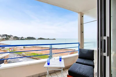 Meerblick, 50 m vom Strand entfernt – Ferienw...