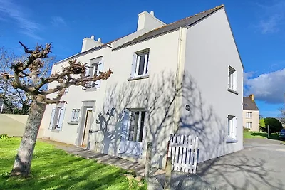 Ferienhaus in Plouhinec mit Parken