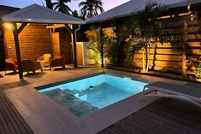 Häuser und Villen für 4 Personen