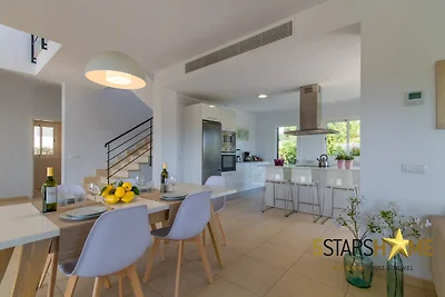 Moderne Villa, 210 m vom Sandstrand entfernt