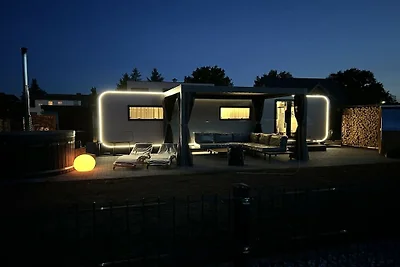 Anhänger in 03058 mit Schwimmbecken