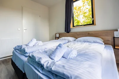 Ruhiger Bungalow in Ufernähe