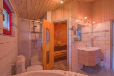 Vakantiehuis met sauna in vakantiepark Mirow