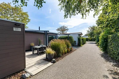 Modernes Chalet in Strandnähe in Renesse