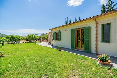 Landelijke Mallorcaanse landvilla met zwembad