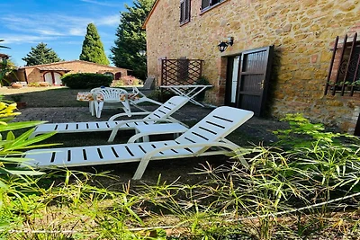 Wohnung in Toskana mit Pool und Garten