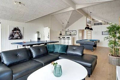 24 Personen Ferienhaus in Grenaa