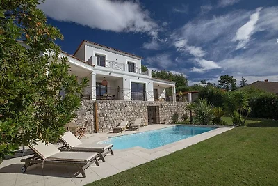 Ferienhaus in Vence mit Schwimmbecken
