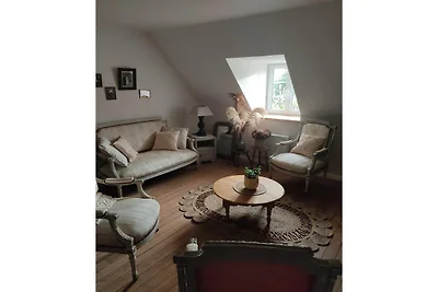 Wohnung in einem Dorf mit Swimmingpool