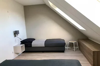 Geräumige Lodge mit Veranda in Zoutelande