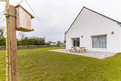 Charmantes Küstenhaus in Landunvez
