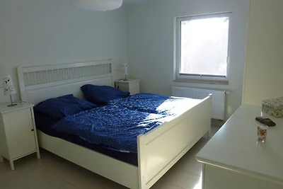 Modern eingerichtetes Ferienhaus in...