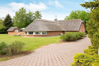 12 Personen Ferienhaus in Væggerløse