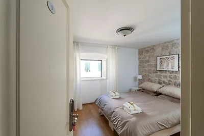 Guest House Lumin - Twin Room with City View ...