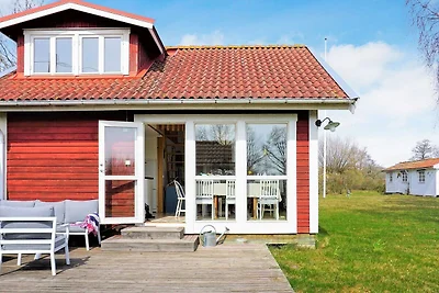 4 persone case ad LÖTTORP