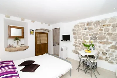 Apartment Lee Loo - Studio Apartment