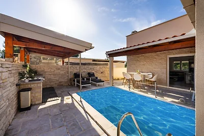 Ferienhaus in der Nähe der Strände von Vir