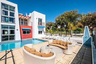 Villa in Albufeira mit privatem Pool