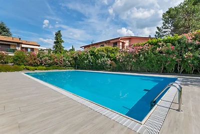 Magnifica casa vacanze a Bardolino con piscin...