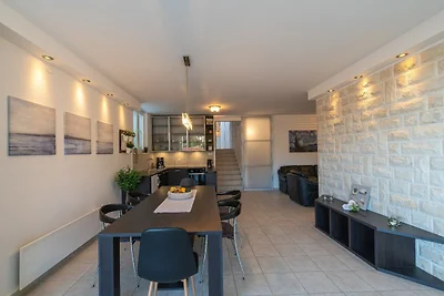 Holiday Home Lea - Three Bedroom Holiday Home...