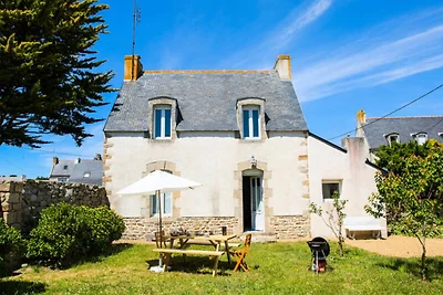 Haus in Kérity in der Nähe von Ster Beach und...