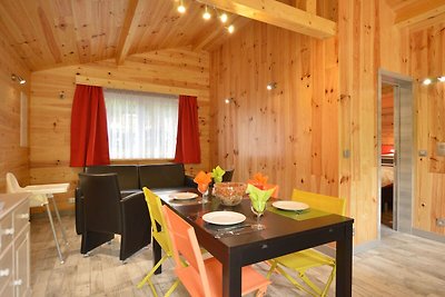 Accogliente chalet con giardino privato a...