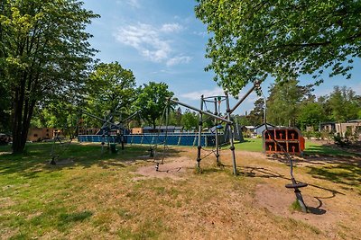 Schönes Chalet in einem Ferienpark, angrenzen...