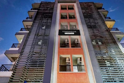 Super Townhouse Hinjewadi