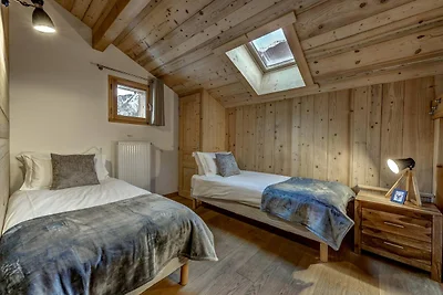 Chalet with Sauna & Hot Tub near Chamonix...