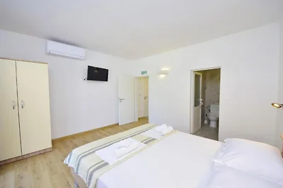 Adriatic Guesthouse Balota with Shared Pool- ...